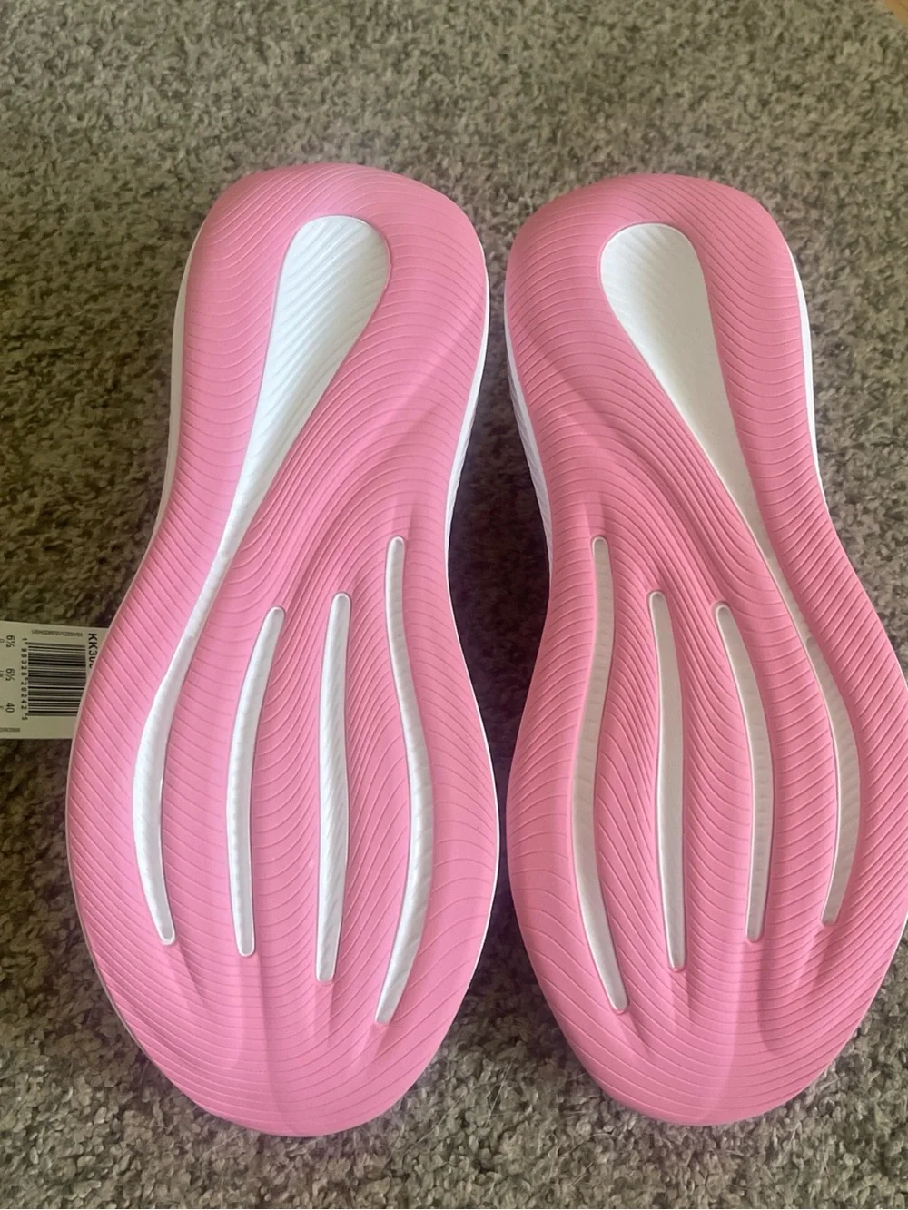 Adidas Response Pace W Women's Running Shoes - Light Gray with Pink Accents W 8